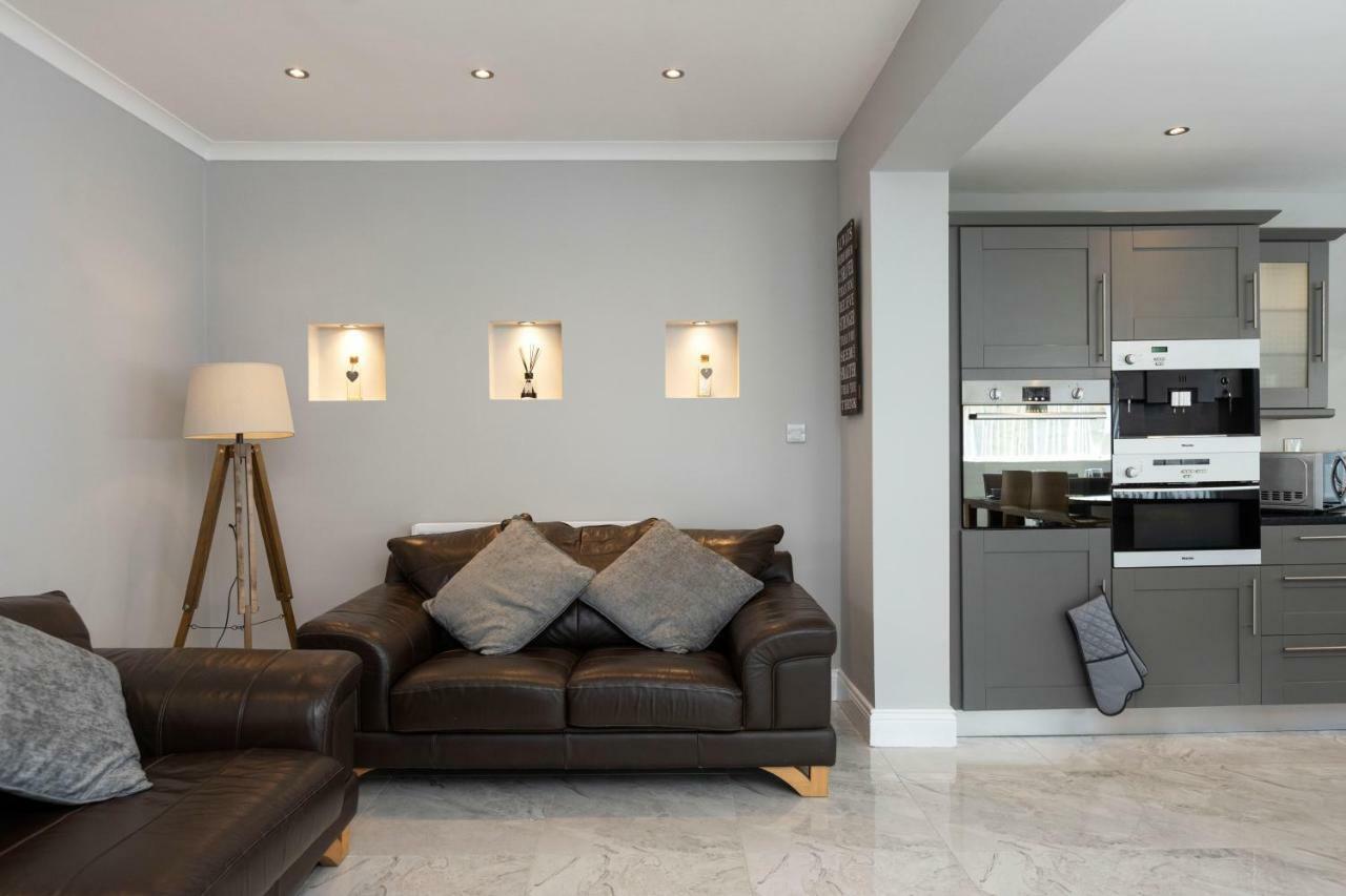 Chestnut House, Beautiful, Spacious & Comfortable Belfast Ngoại thất bức ảnh